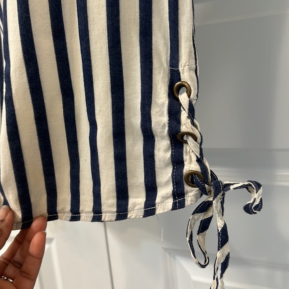 Ruffled sleeve denim and off white stripped blouse. - Picture 3 of 6